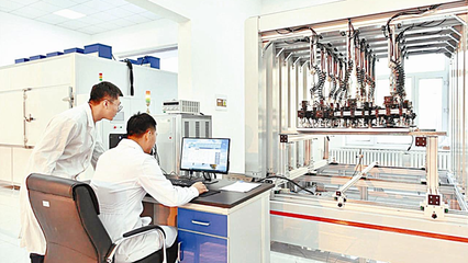 中石油建成首家光伏产品检测实验室，技术服务迈向绿色能源新领域